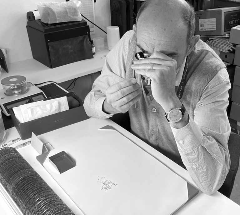 Maino Diamanti - Fabio Ventura al lavoro